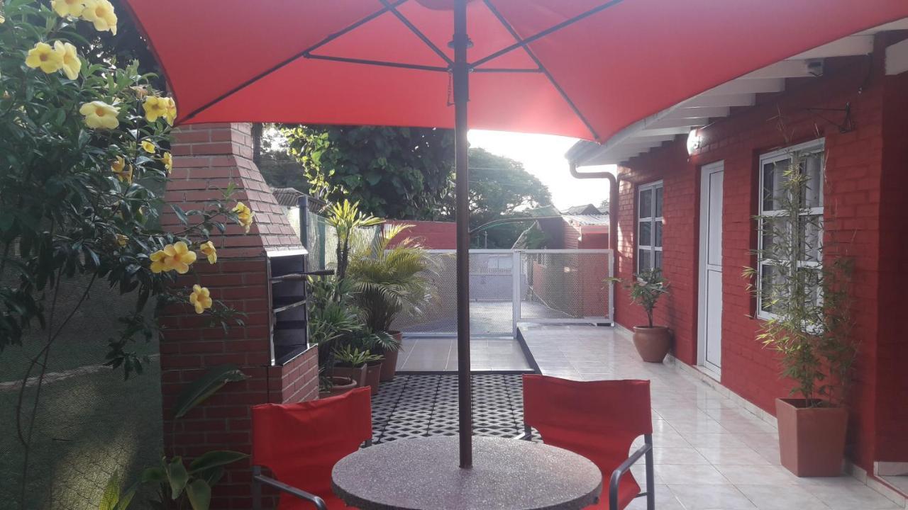 En Familia Villa Puerto Iguazú Dış mekan fotoğraf